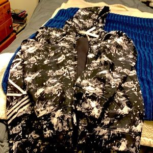 Brand new snowboard jacket never used